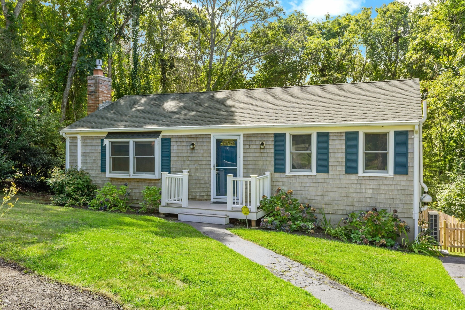 Warwick Way, Mashpee, MA 02649