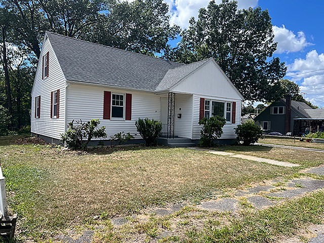 Vezina St, Leominster, MA 01453