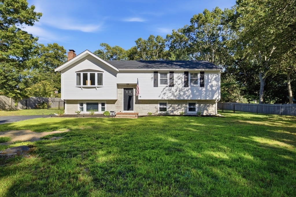 Montgomery Dr, Plymouth, MA 02360