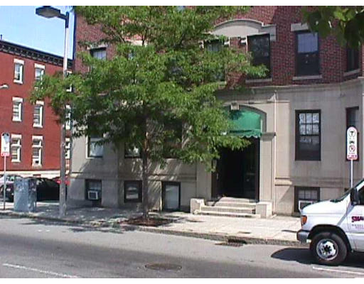 Brighton Ave, Allston, MA 02134