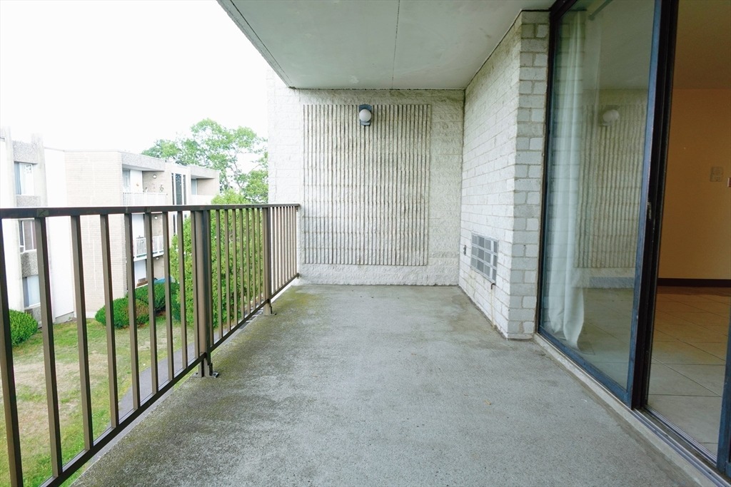 Skyline Dr, Braintree, MA 02184 #1