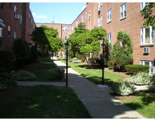 Colborne Rd, Brighton, MA 02135