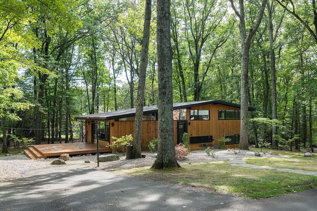 Gould Rd, Lexington, MA 02420