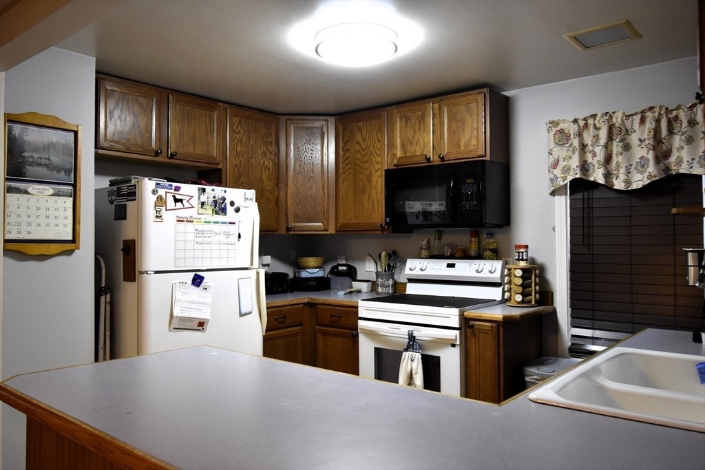 Elm St, Oxford, MA 01540 #1
