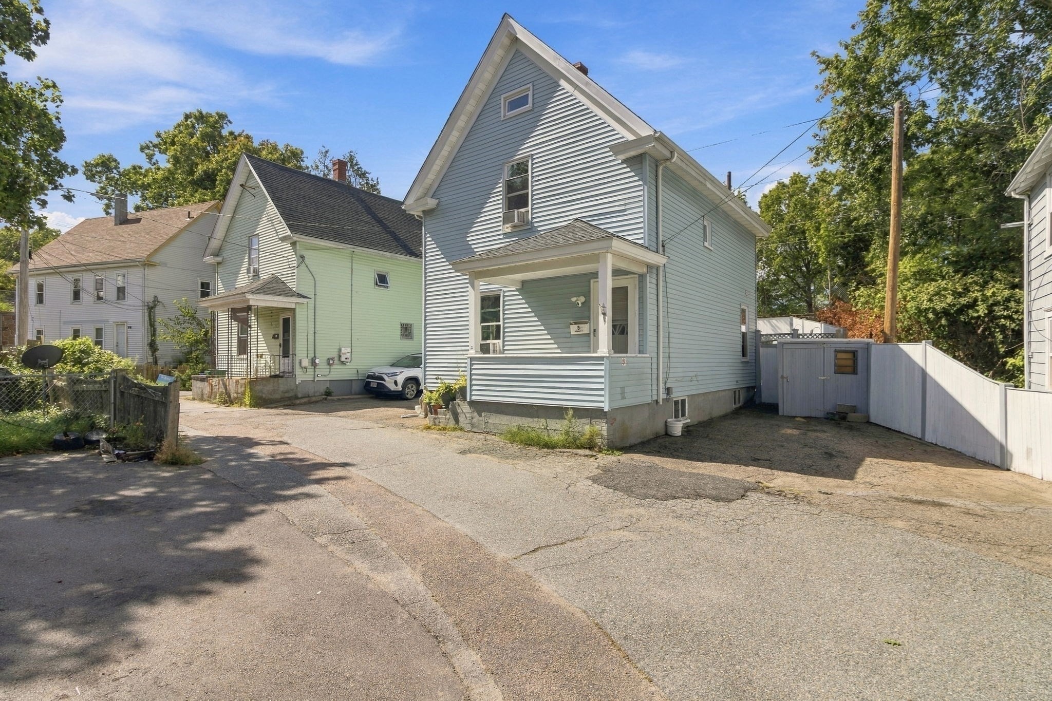 Eden Ct, Attleboro, MA 02703