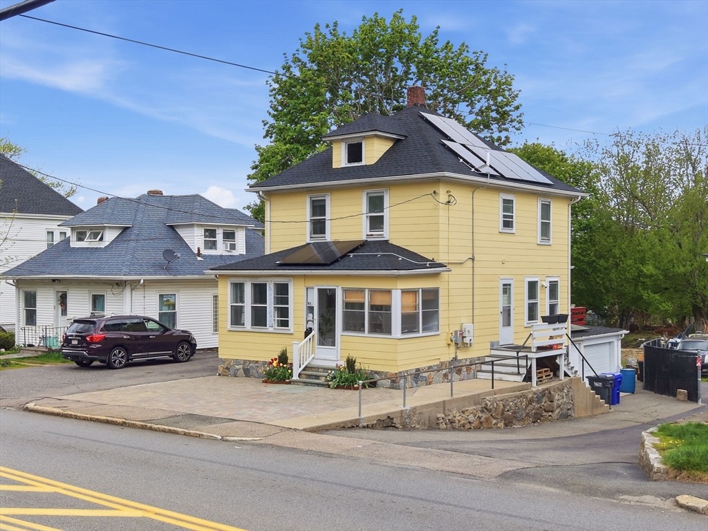 Purchase St, Milford, MA 01757
