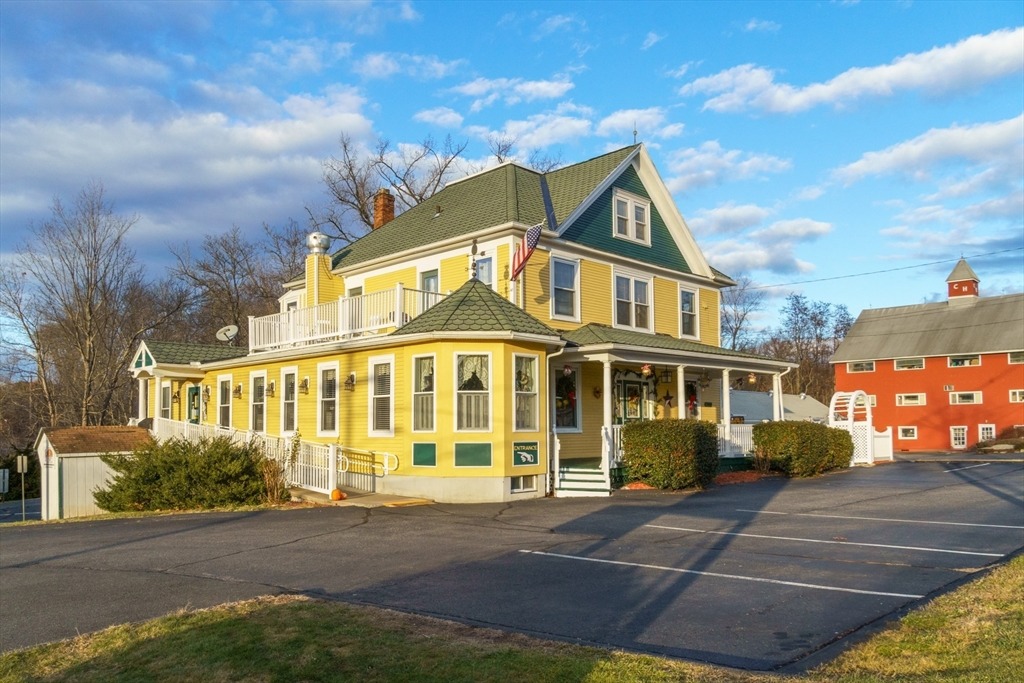 State St, Granby, MA 01033