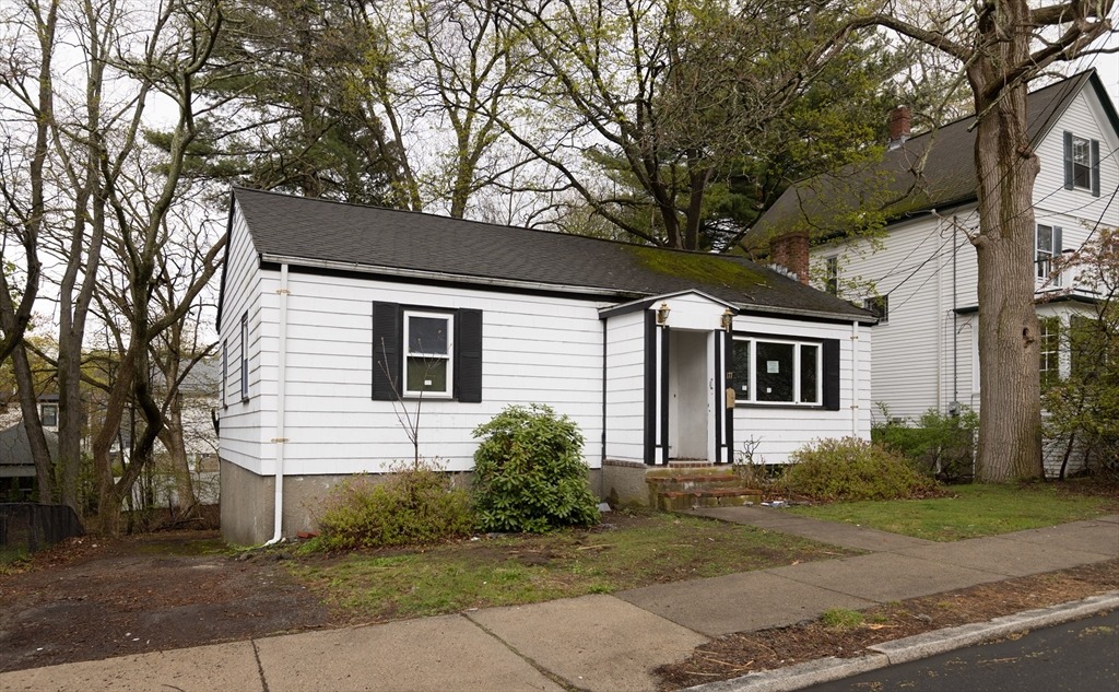 Perham St, West Roxbury, MA 02132