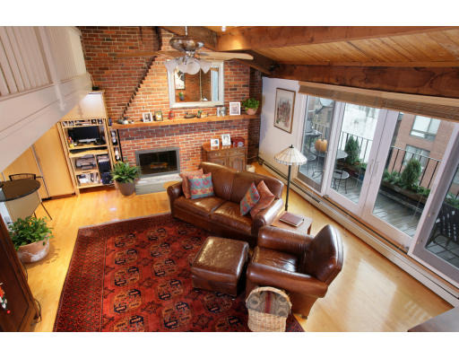 Fulton St, Boston, MA 02109 #1