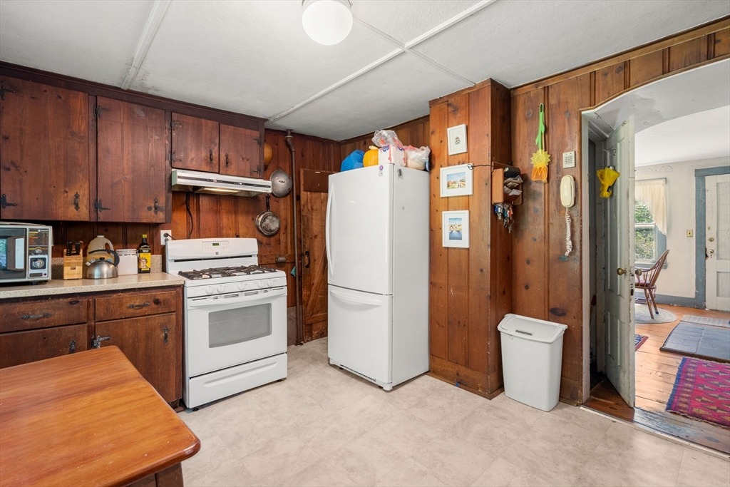 Spring St, Hopkinton, MA 01748 #1