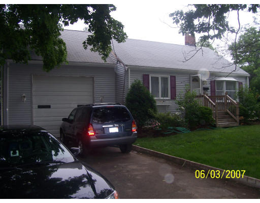 Bedford St, Whitman, MA 02382