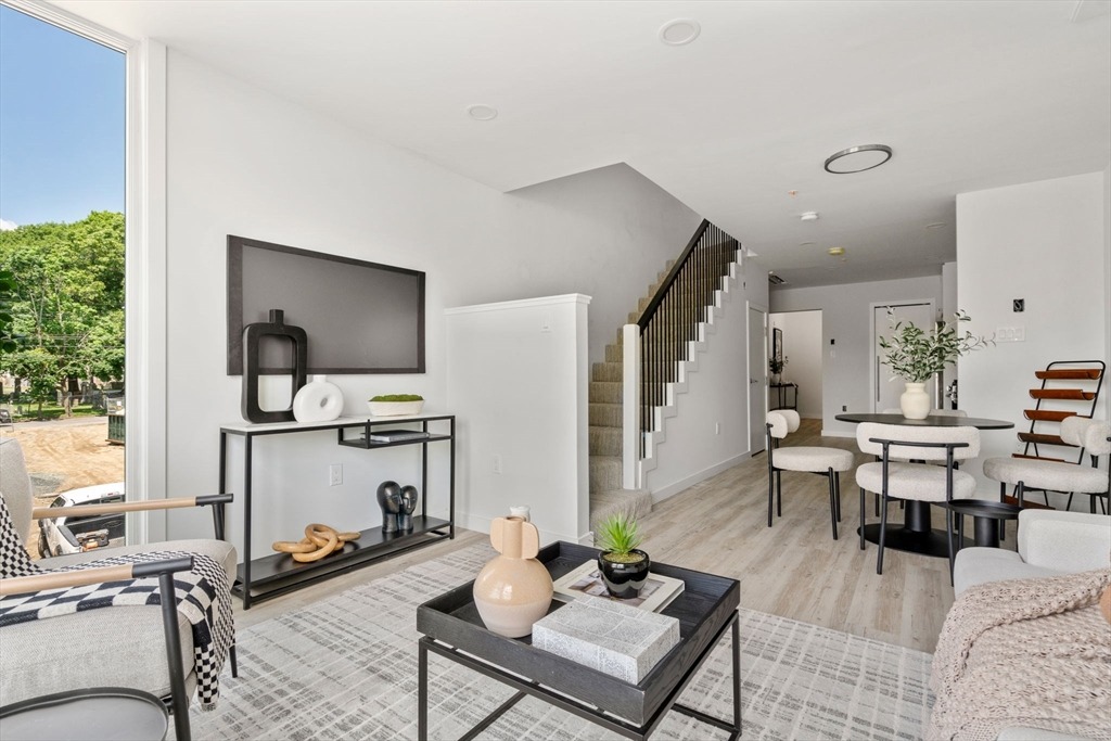 Canterbury St, Roslindale, MA 02131 #1
