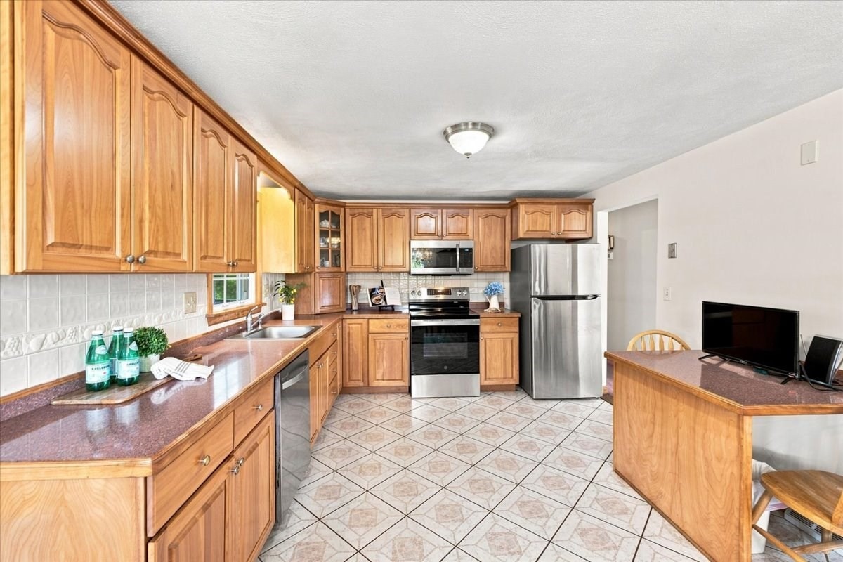 Central St, Stoughton, MA 02072 #1