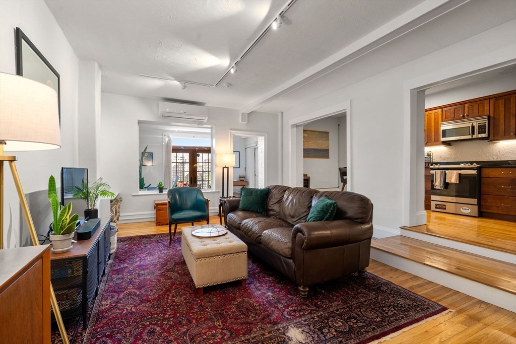 Maverick Sq, East Boston, MA 02128 #1