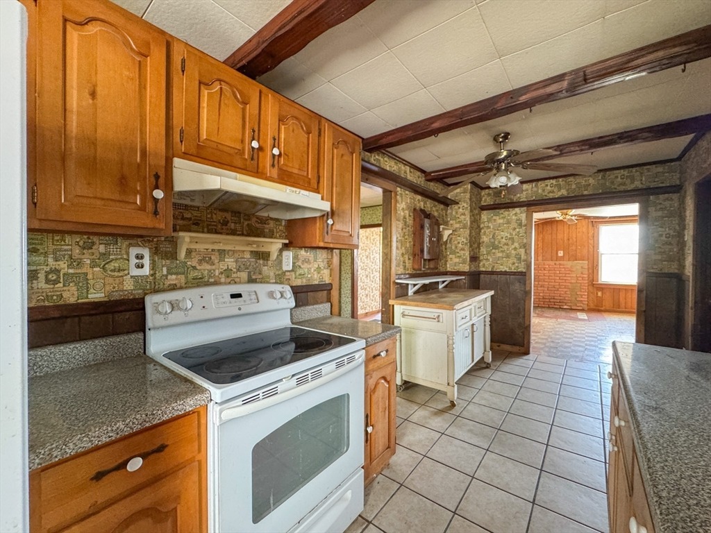 Tucker Ave, Tiverton, RI 02878 #1