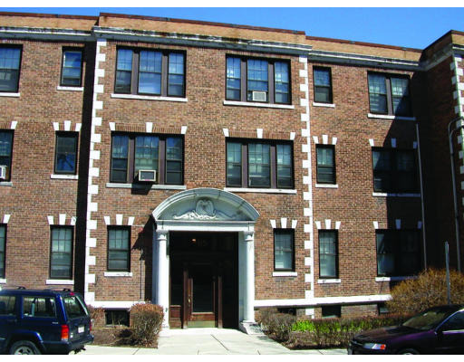 Lanark Rd, Brighton, MA 02135