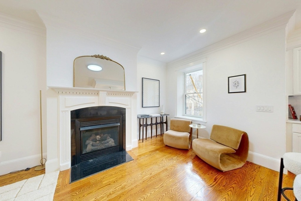 Tappan St, Brookline, MA 02445 #1