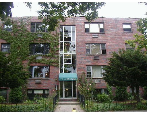 Jamaicaway , Jamaica Plain, MA 02130