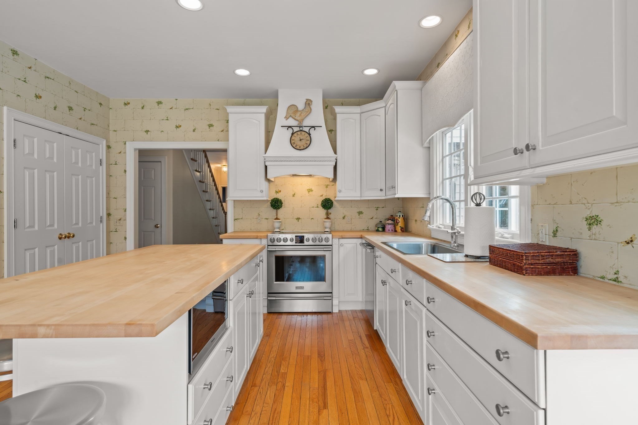 Deerpath Rd, Dedham, MA 02026 #1
