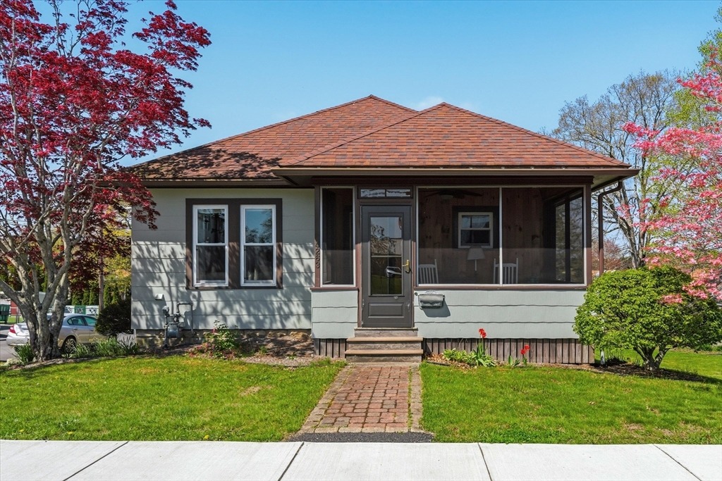 Acushnet Ave, New Bedford, MA 02745