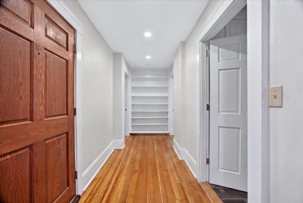 Netherlands Rd, Brookline, MA 02445 #1