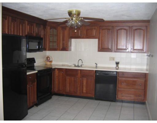 Walker Rd, North Andover, MA 01845