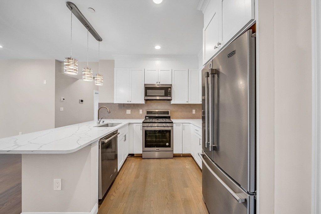 Hyde Park Ave, Hyde Park, MA 02136
