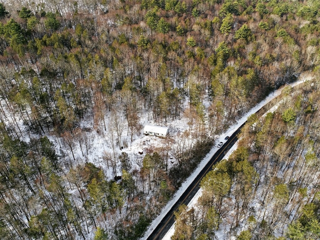 Bromley Rd, Huntington, MA 01050