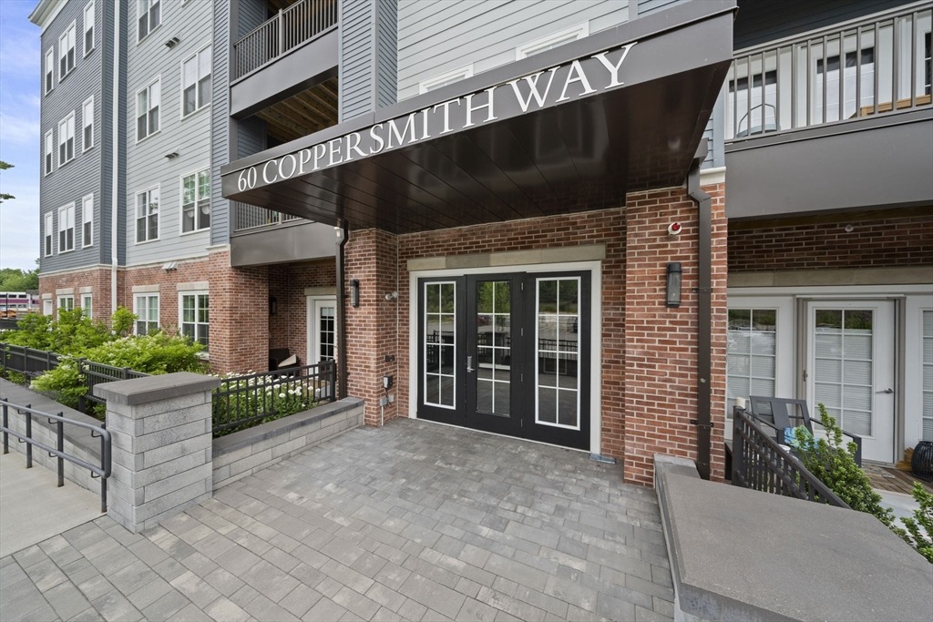 Coppersmith Way, Canton, MA 02021