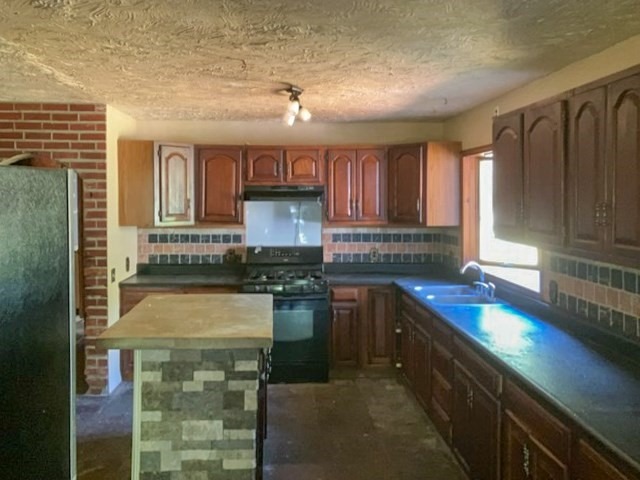 Union Rd, Wales, MA 01081 #1