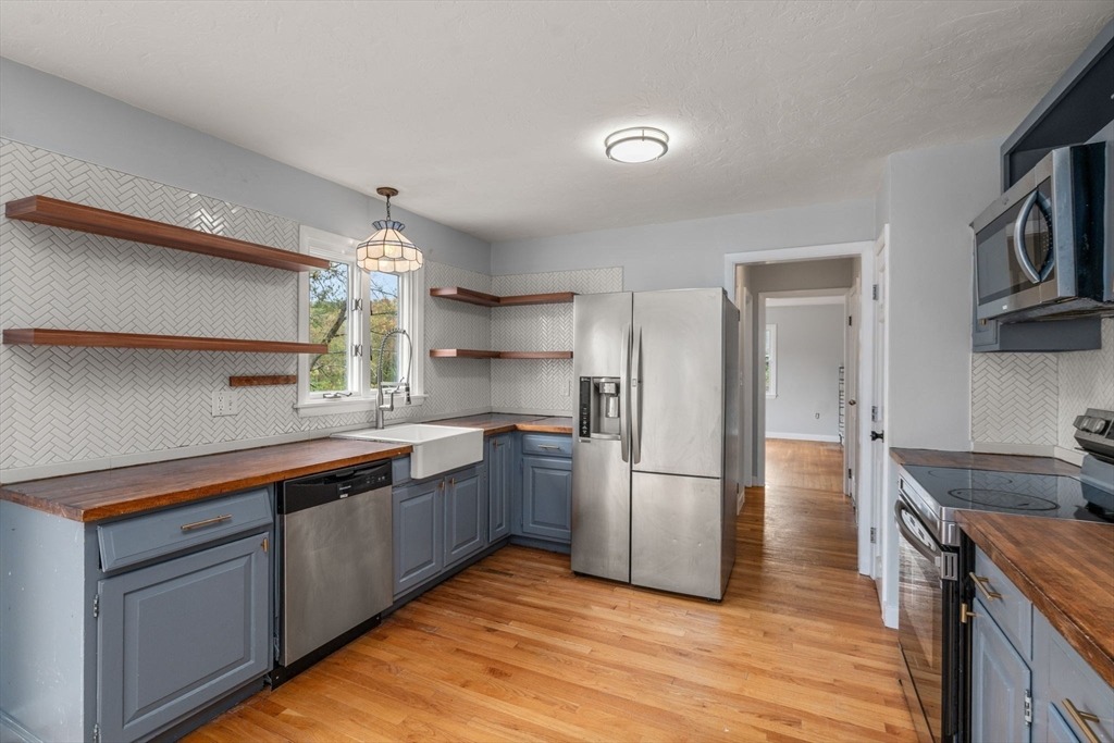 Hillside St, Milton, MA 02186 #1