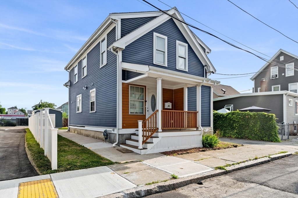 Grinnell St, Fall River, MA 02721