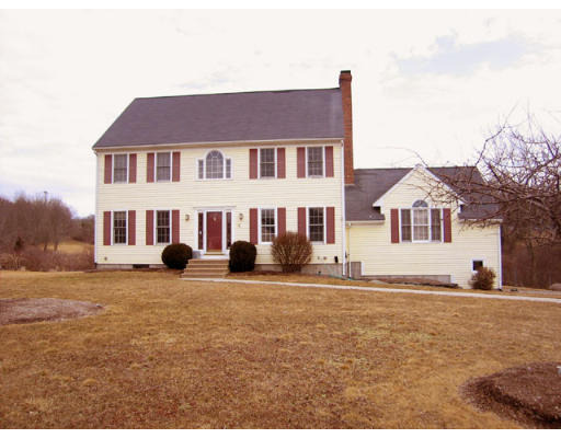 Colleens Way, Attleboro, MA 02703