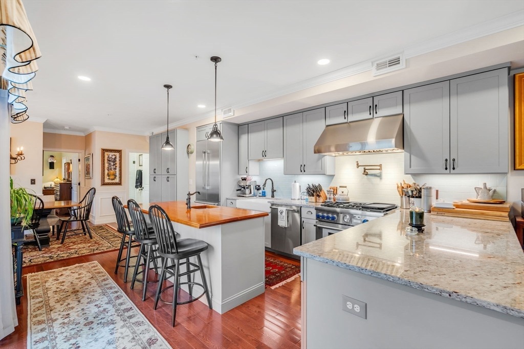 Central St, Franklin, MA 02038 #1