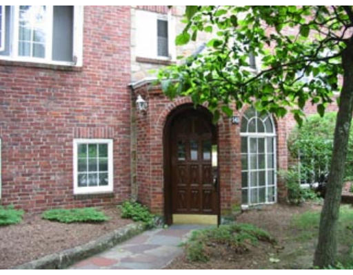 Centre St, Newton, MA 02458