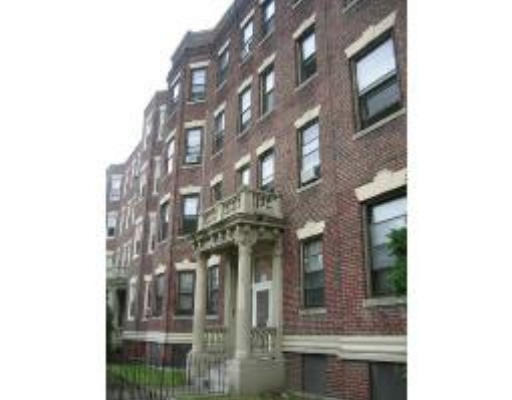 Glenville Ave, Allston, MA 02134