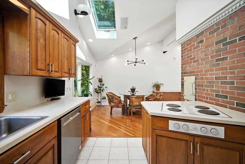 Silver St, South Hadley, MA 01075 #1