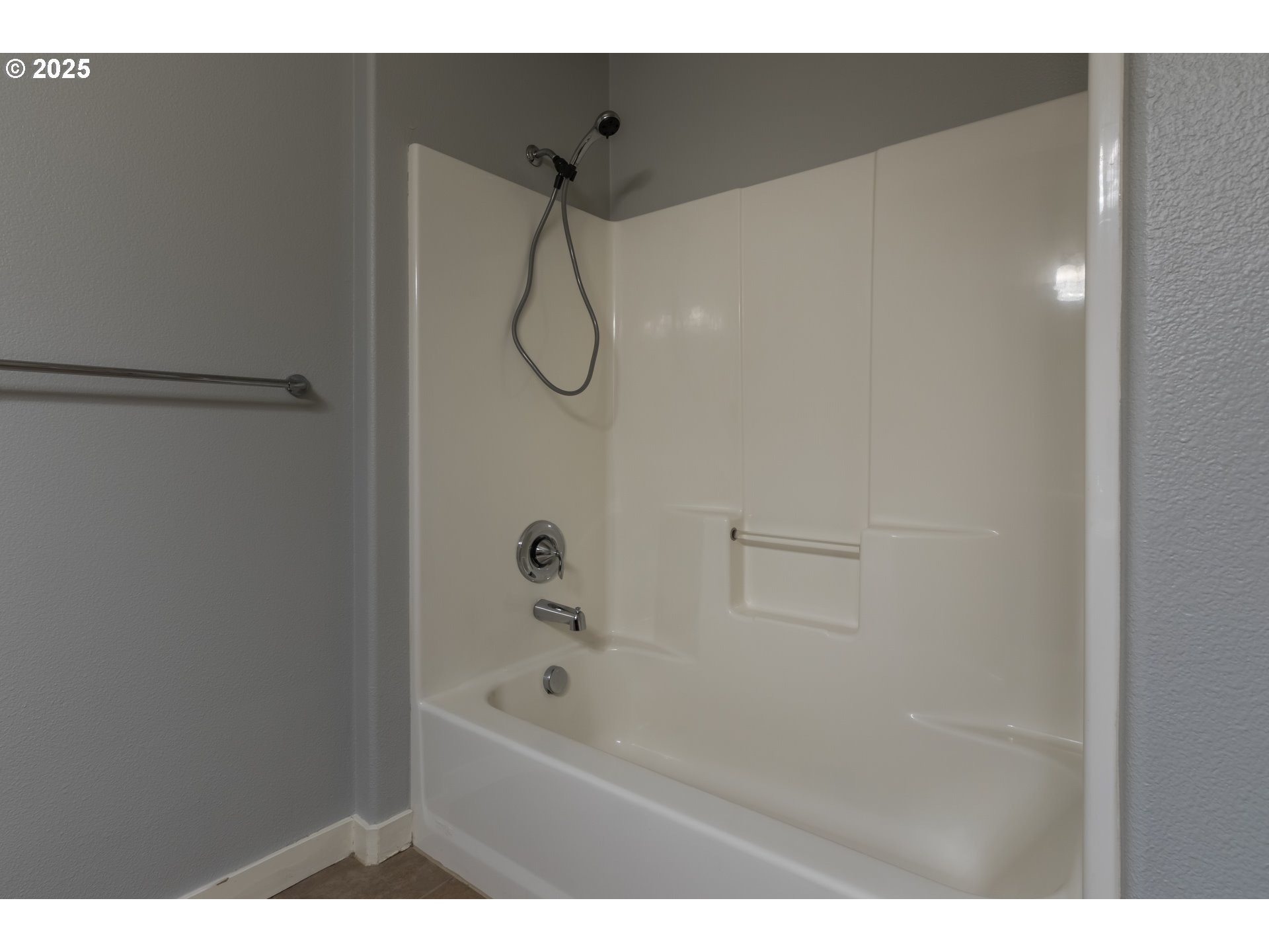 Garswood Ln, Beaverton, OR 97006 #1