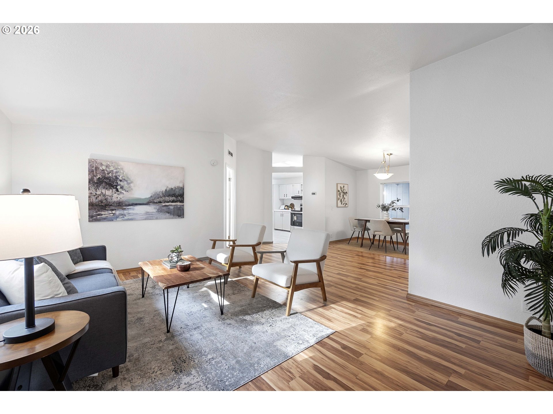 Schiller St, Portland, OR 97236 #1