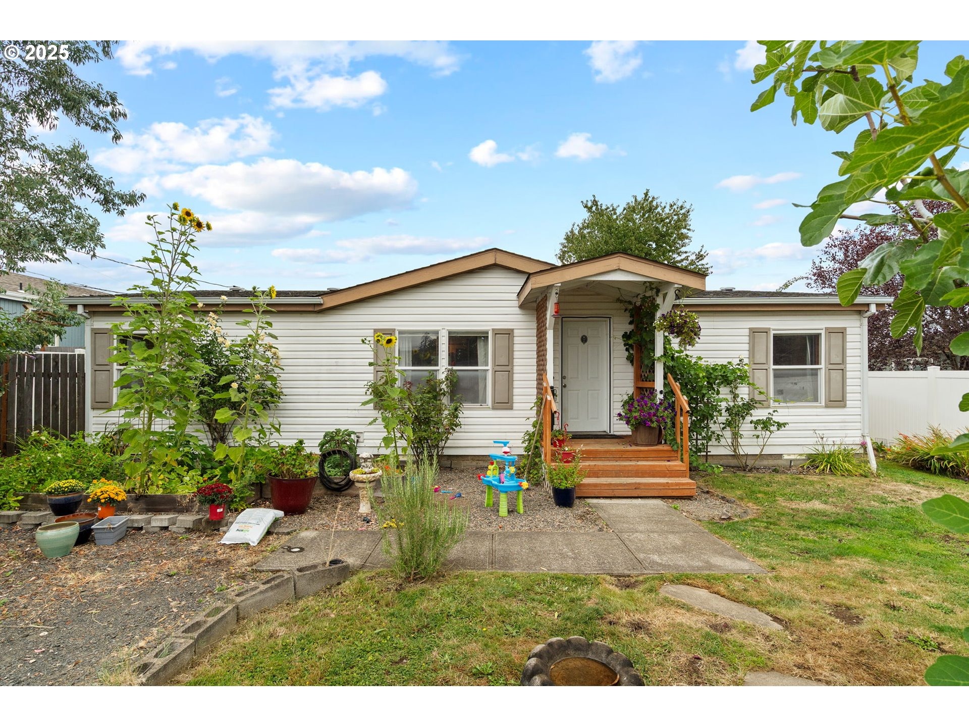 10th St, Saint Helens, OR 97051
