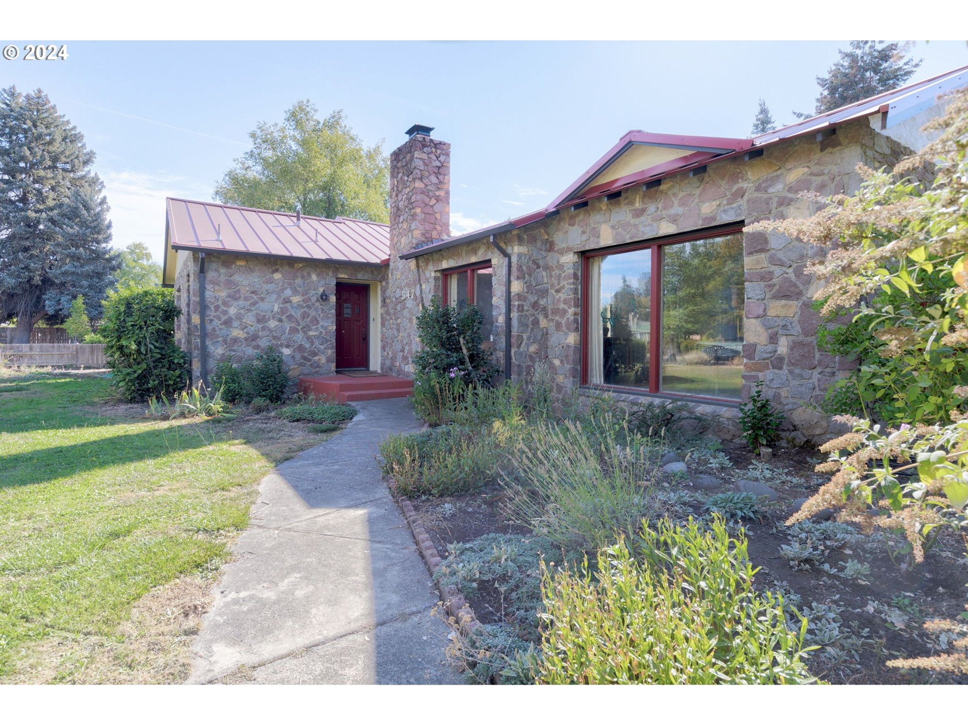 Oakdale Dr, Medford, OR 97501 #1