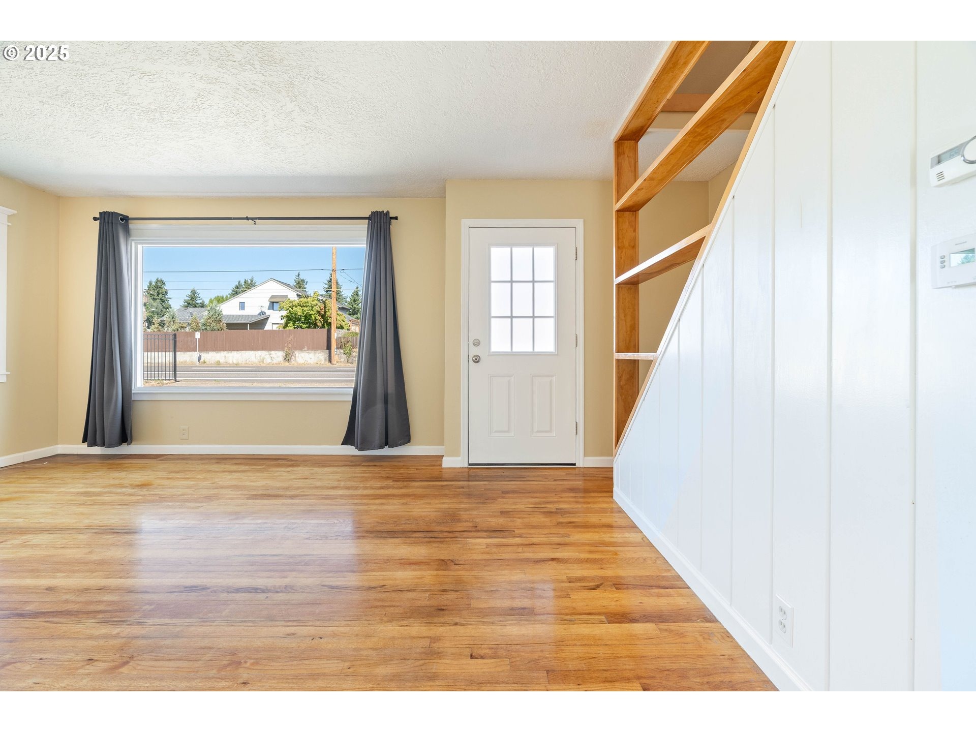 Glisan St, Portland, OR 97220