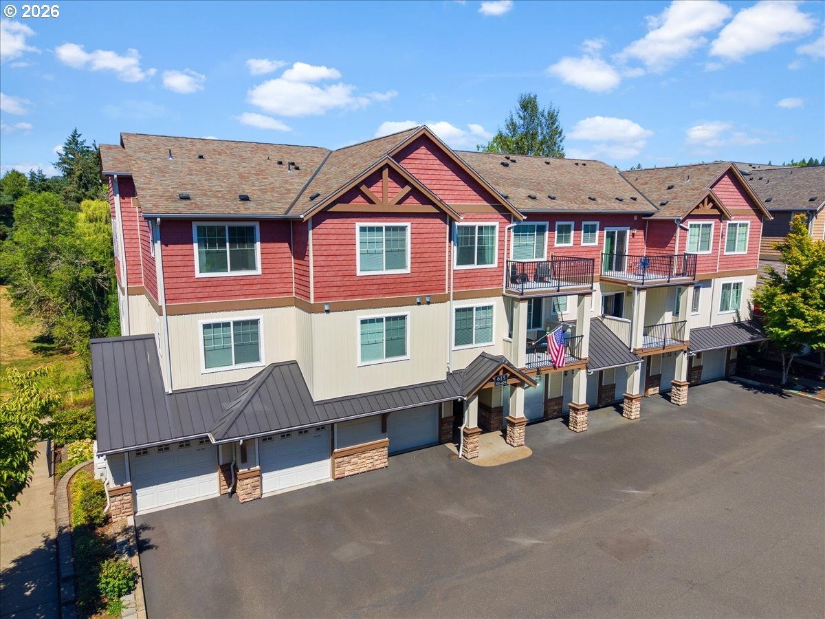 Lost Springs Ter, Portland, OR 97229