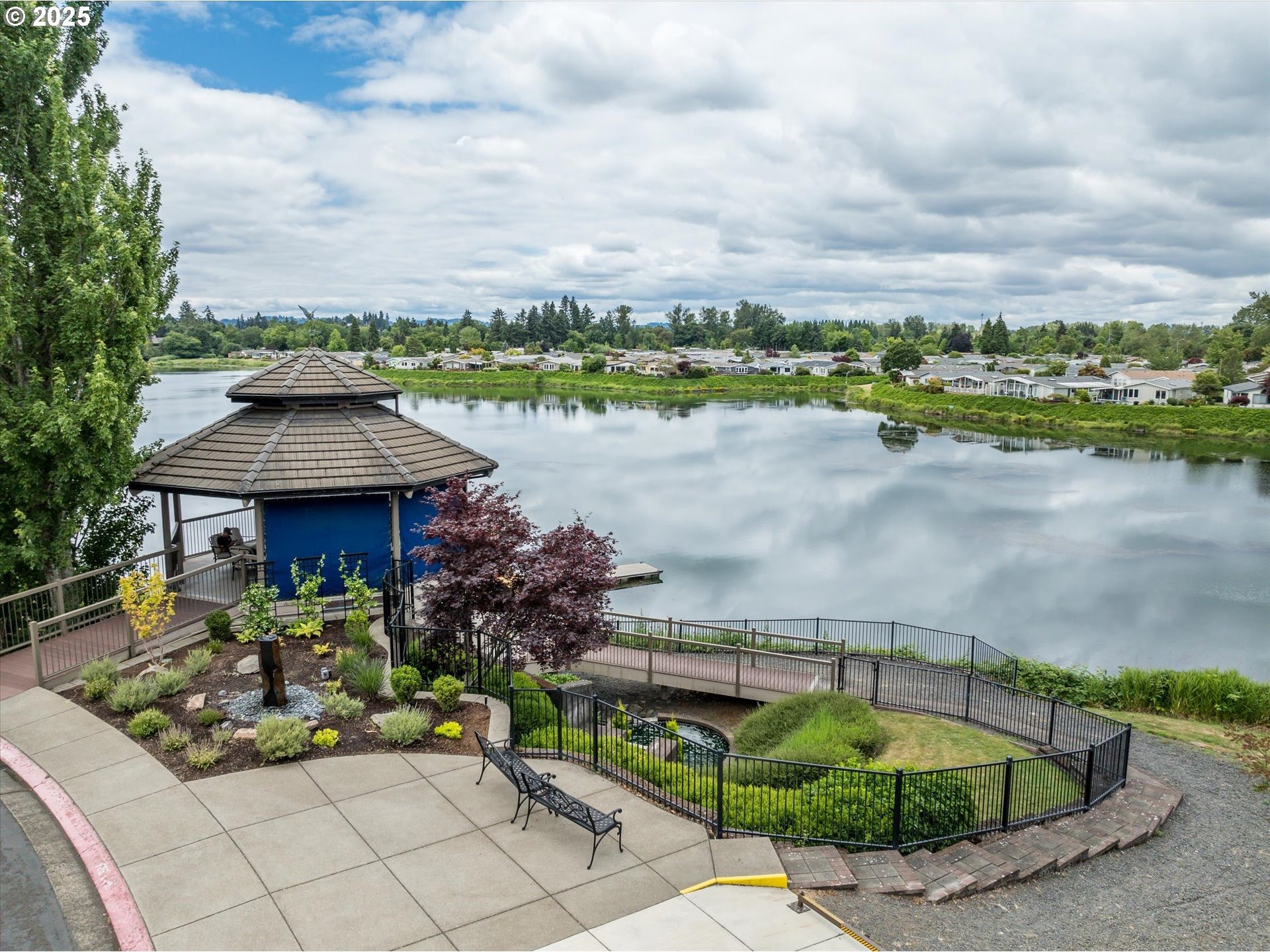 Lake Wind Dr, Eugene, OR 97408 #1