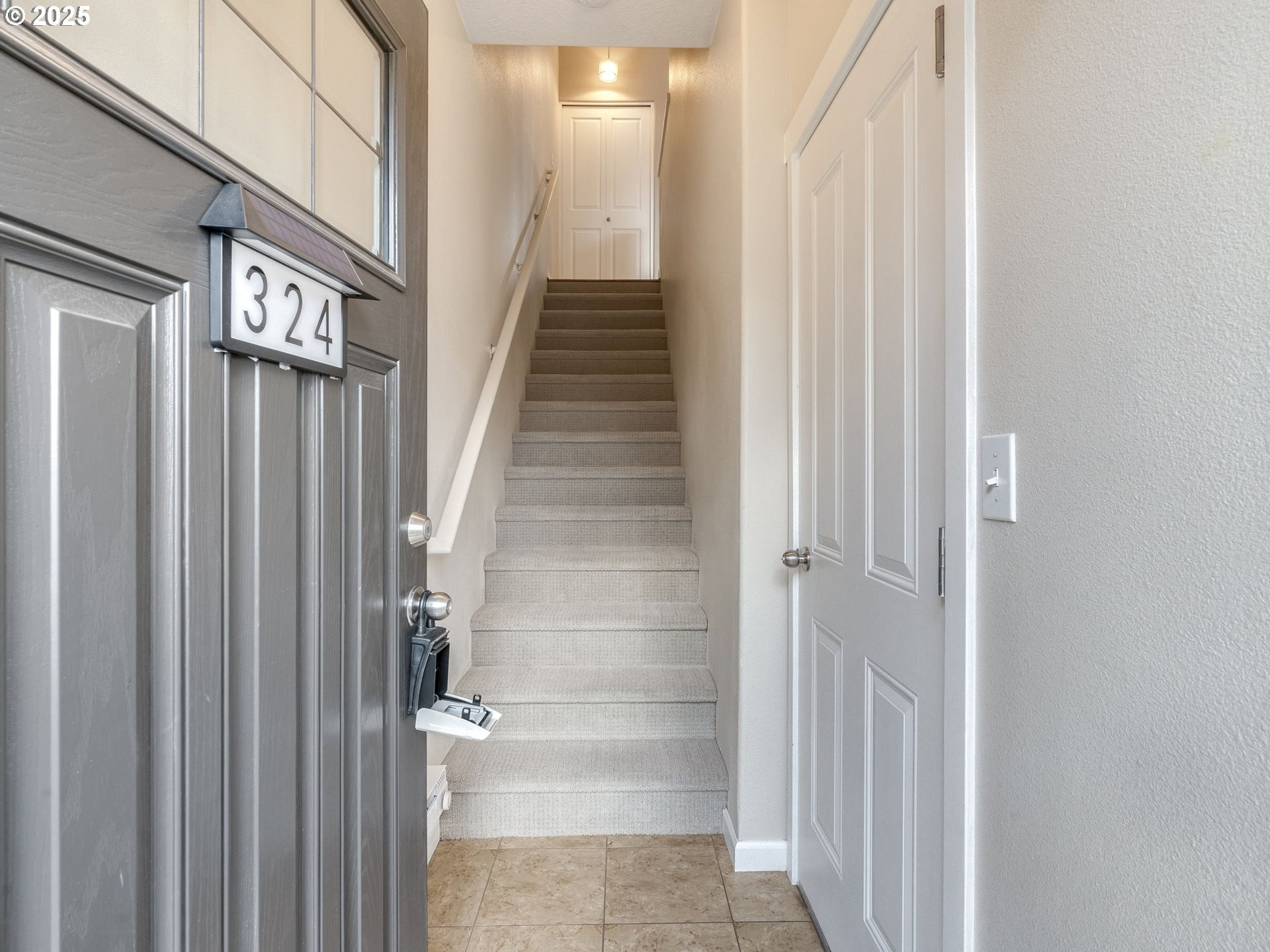 Edgeway Dr, Beaverton, OR 97006 #1