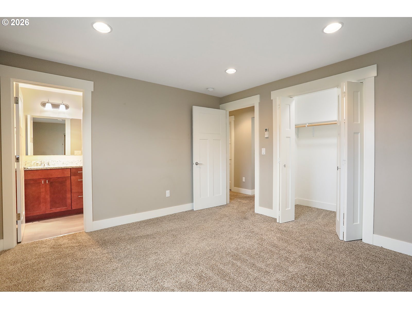 Ingram Pl, White Salmon, WA 98672 #1