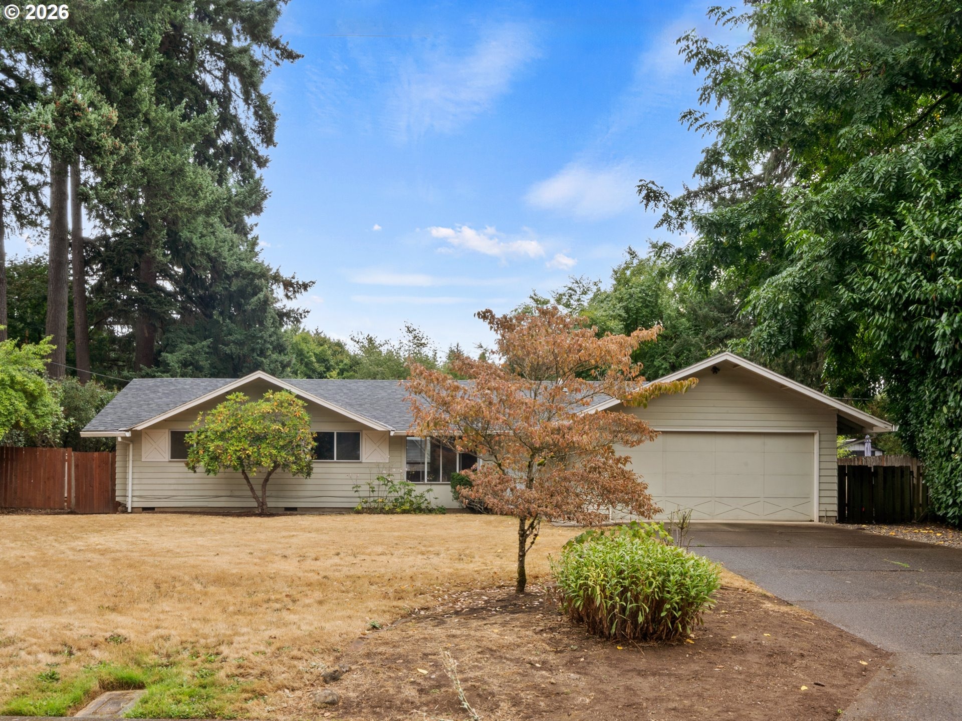 Benfield Ave, Lake Oswego, OR 97035