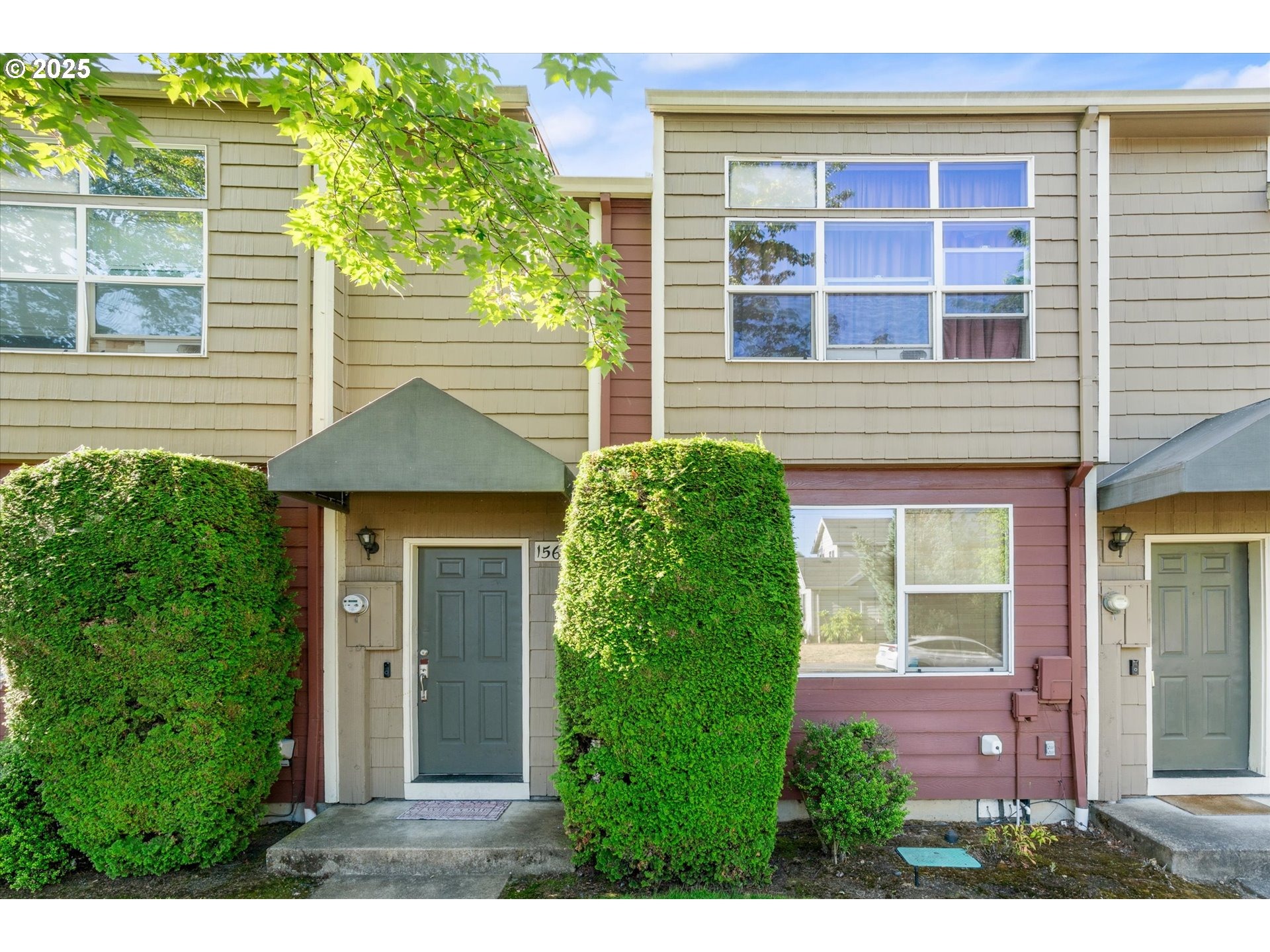 Beech St, Portland, OR 97230