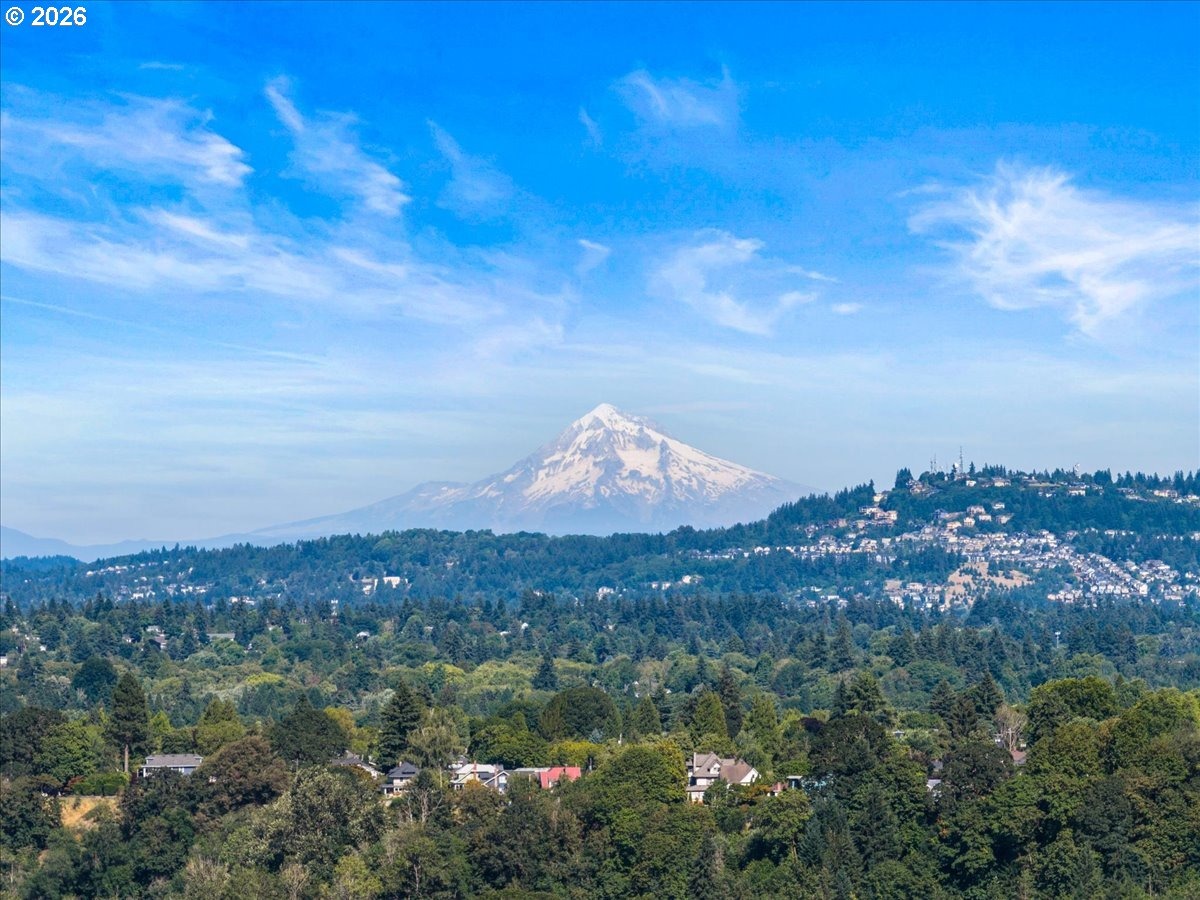 Laview Dr, Portland, OR 97219 #1