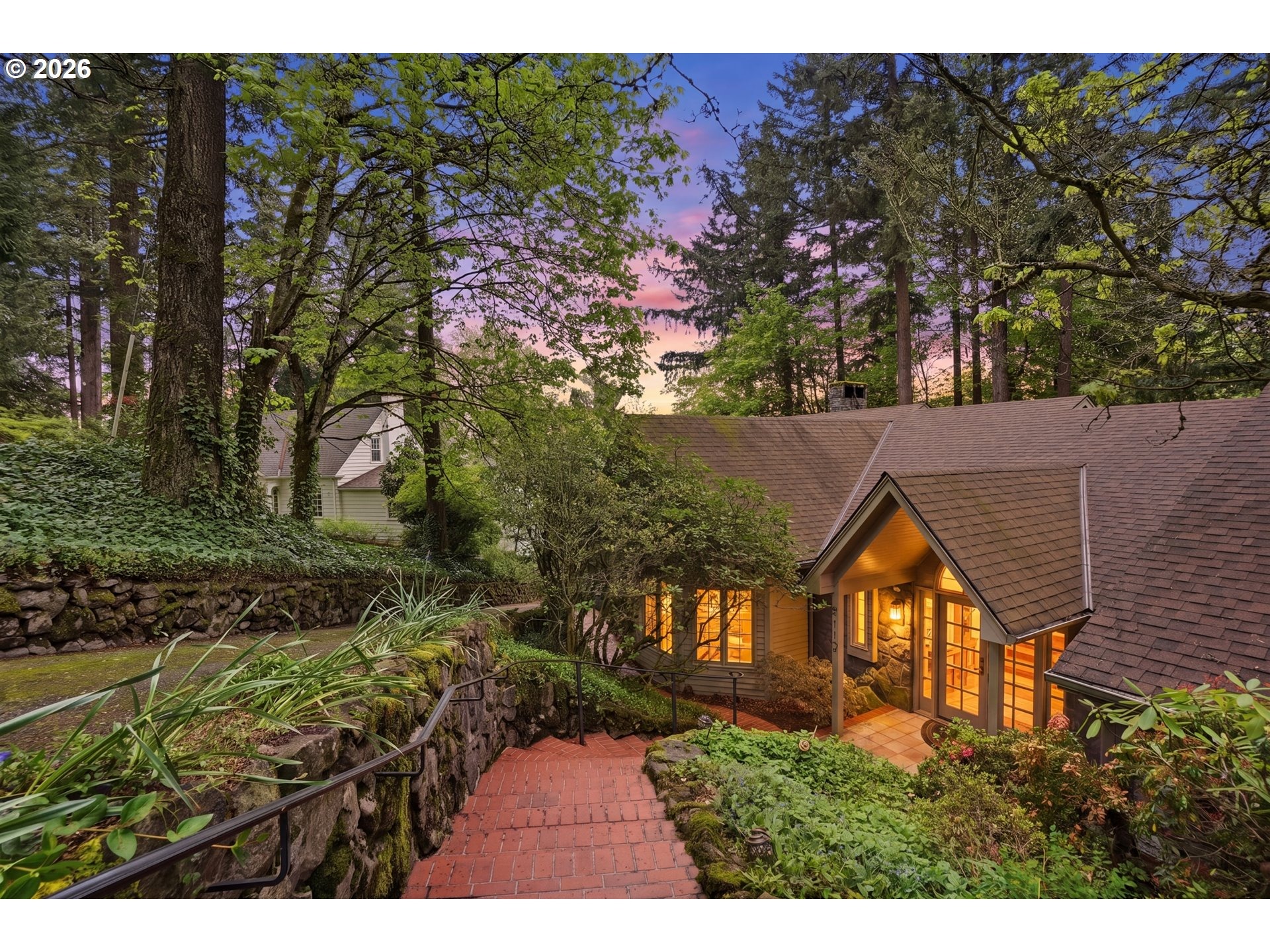 Hewett Blvd, Portland, OR 97221